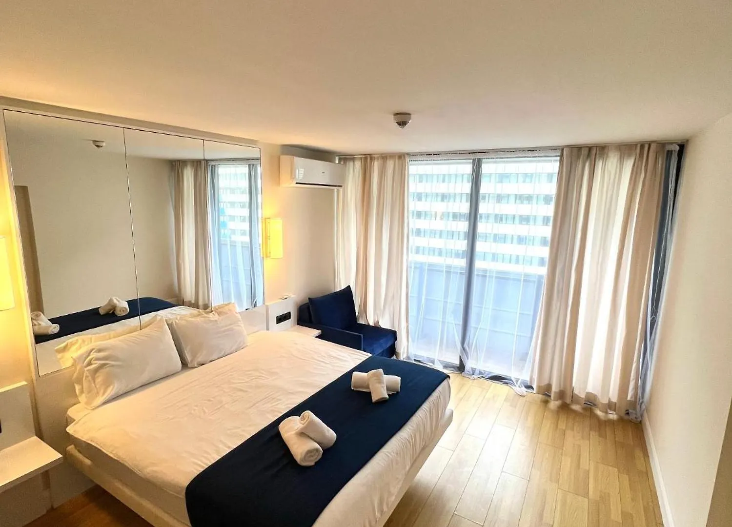 Orbi City Hotel In Batumi With Sea View 0*,