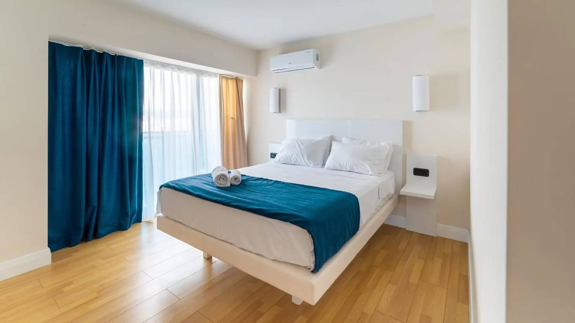 Lejlighed Orbi City Hotel In Batumi With Sea View