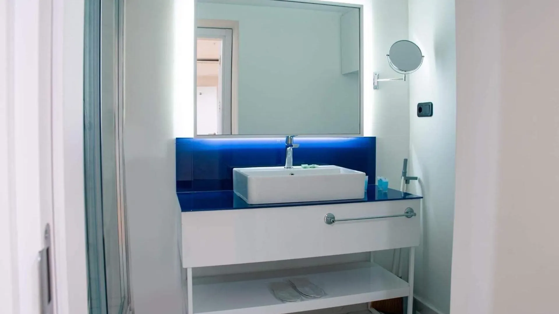 Lejlighed Orbi City Hotel In Batumi With Sea View